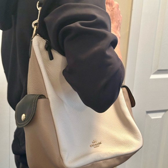 Coach White/Tan Leather Hobo Bag, zippered with small buckles on the side - Picture 9 of 16